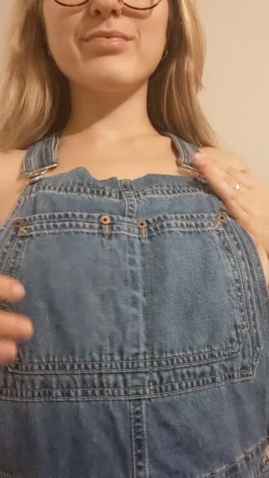 Can I get a yeehaw 😋🤠 (OC)